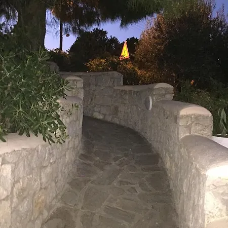 Voula Πανσιόν Φαληράκι
