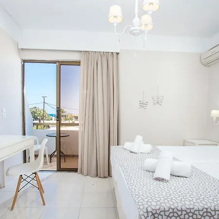 بيت ضيافة Voula 3*