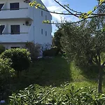 Affittacamere Voula 3*